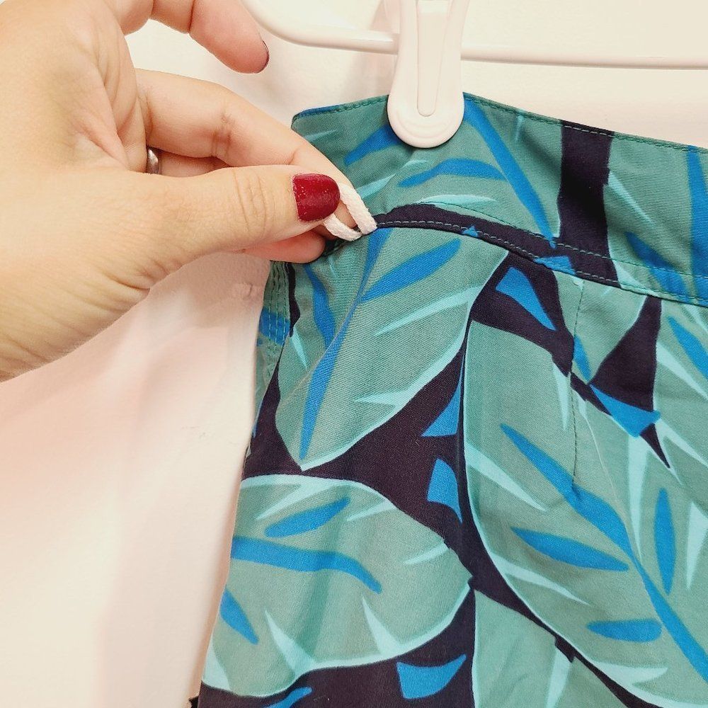 J Crew Swim Shorts Mens 29 Board Short Palm Blue Green Leaf - Picture 5 of 9